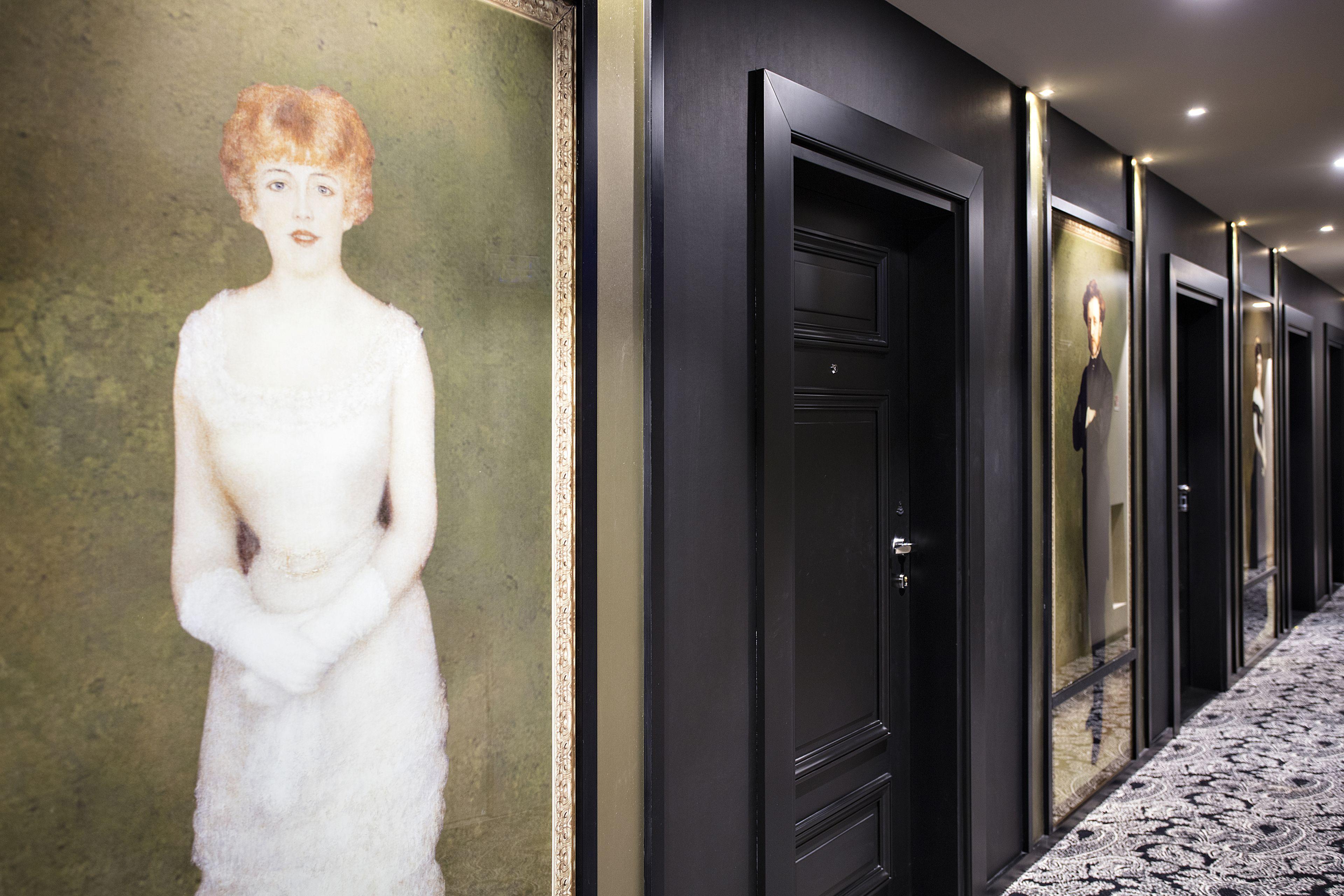 La Haussmann Hotel 4*