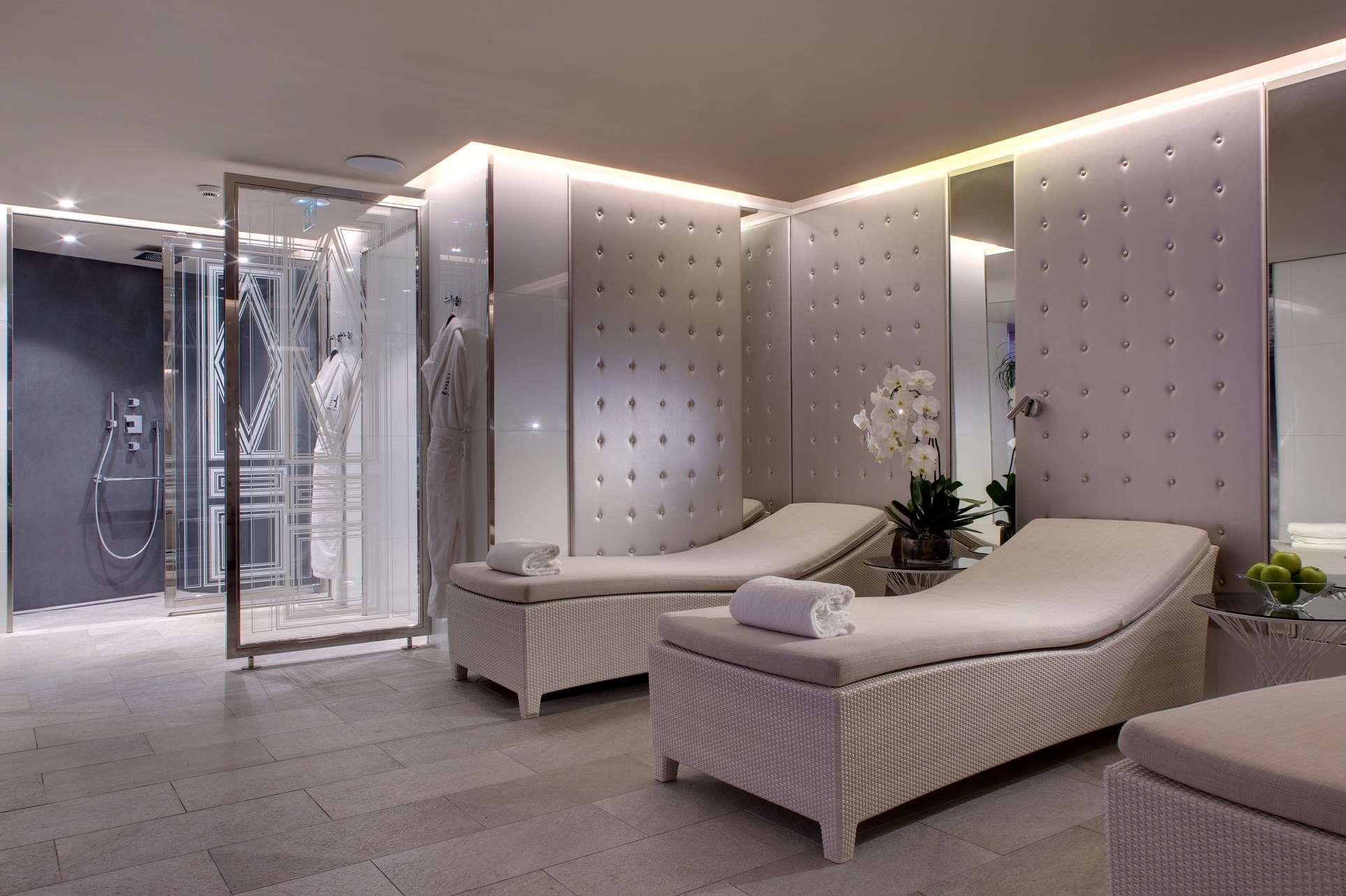 La Haussmann 4* Parigi